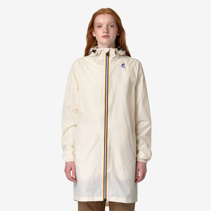 Jackets Unisex LE VRAI 3.0 EIFFEL Long BEIGE ARCTIC Dressed Back (jpg Rgb)		