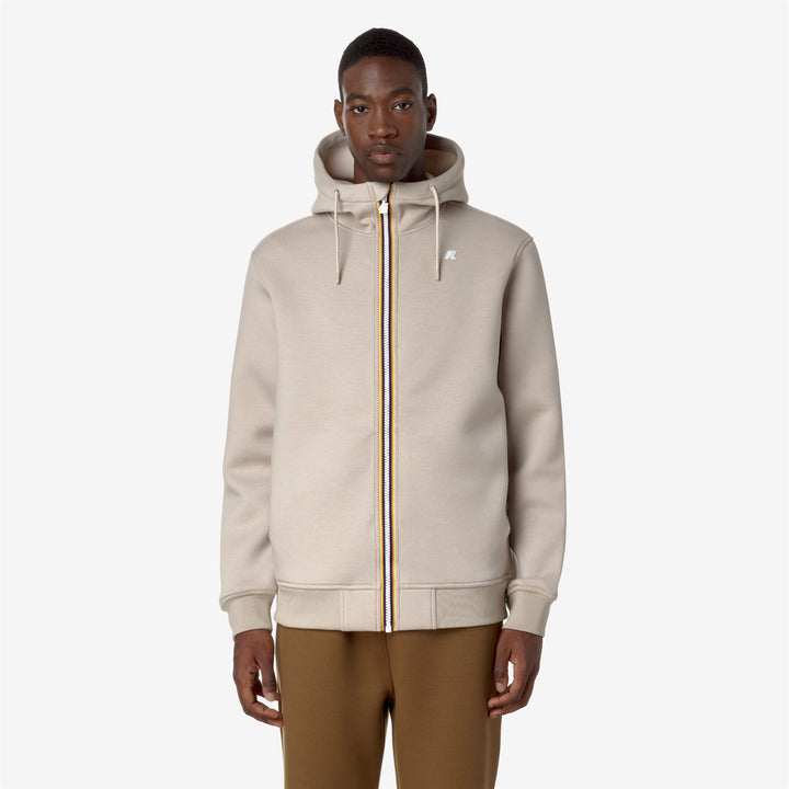 Fleece Man RAINER SPACER Jacket BEIGE GREY Dressed Back (jpg Rgb)		