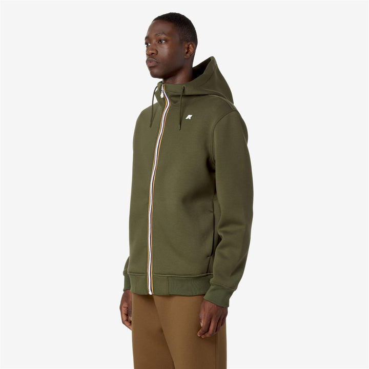 Fleece Man RAINER SPACER Jacket GREEN CYPRESS Detail (jpg Rgb)			