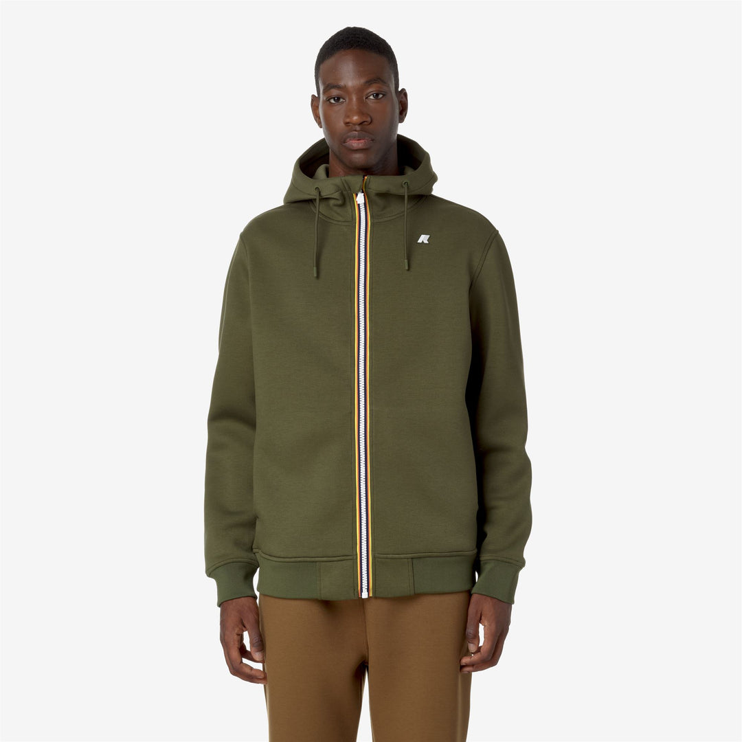 Fleece Man RAINER SPACER Jacket GREEN CYPRESS Dressed Back (jpg Rgb)		