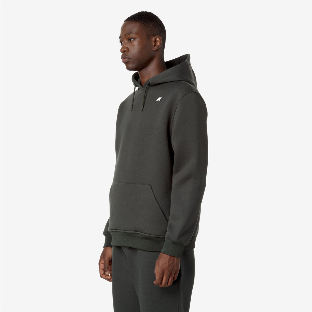 Fleece Man BERNIE SPACER Pull Over GREEN BLACKISH Detail (jpg Rgb)			