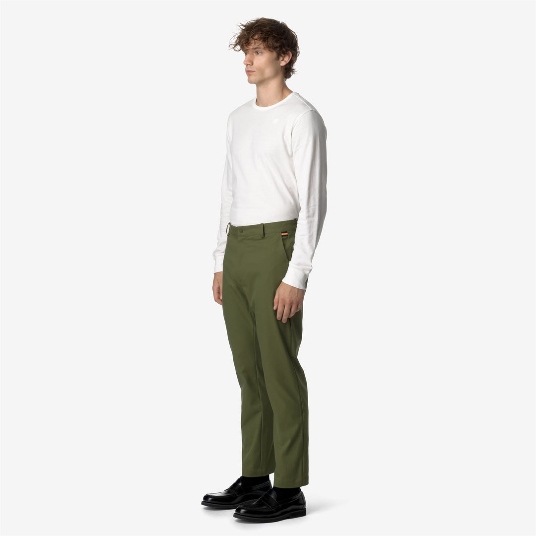 Pants Unisex ELIA TWILL PEACH CHINO GREEN CYPRESS Detail (jpg Rgb)			