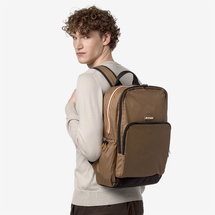 Bags Unisex GIZY Backpack BROWN CORDA Detail (jpg Rgb)			