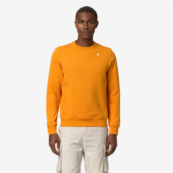 Fleece Man BAPTISTE Jumper ORANGE MD Dressed Back (jpg Rgb)		