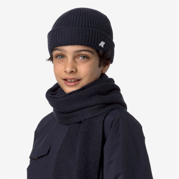 Scarves Kid unisex P. ETIENNE CARDIGAN STITCH SCARF BLUE DEPTH MELANGE Dressed Back (jpg Rgb)		