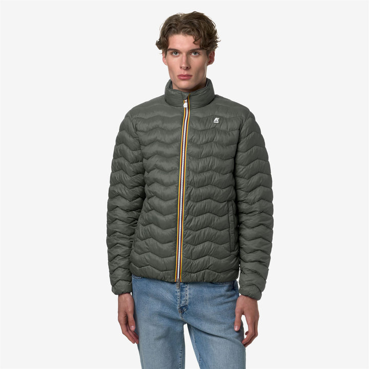 Jackets Man VALENTINE QUILTED WARM Short GREEN BLACKISH Dressed Back (jpg Rgb)		