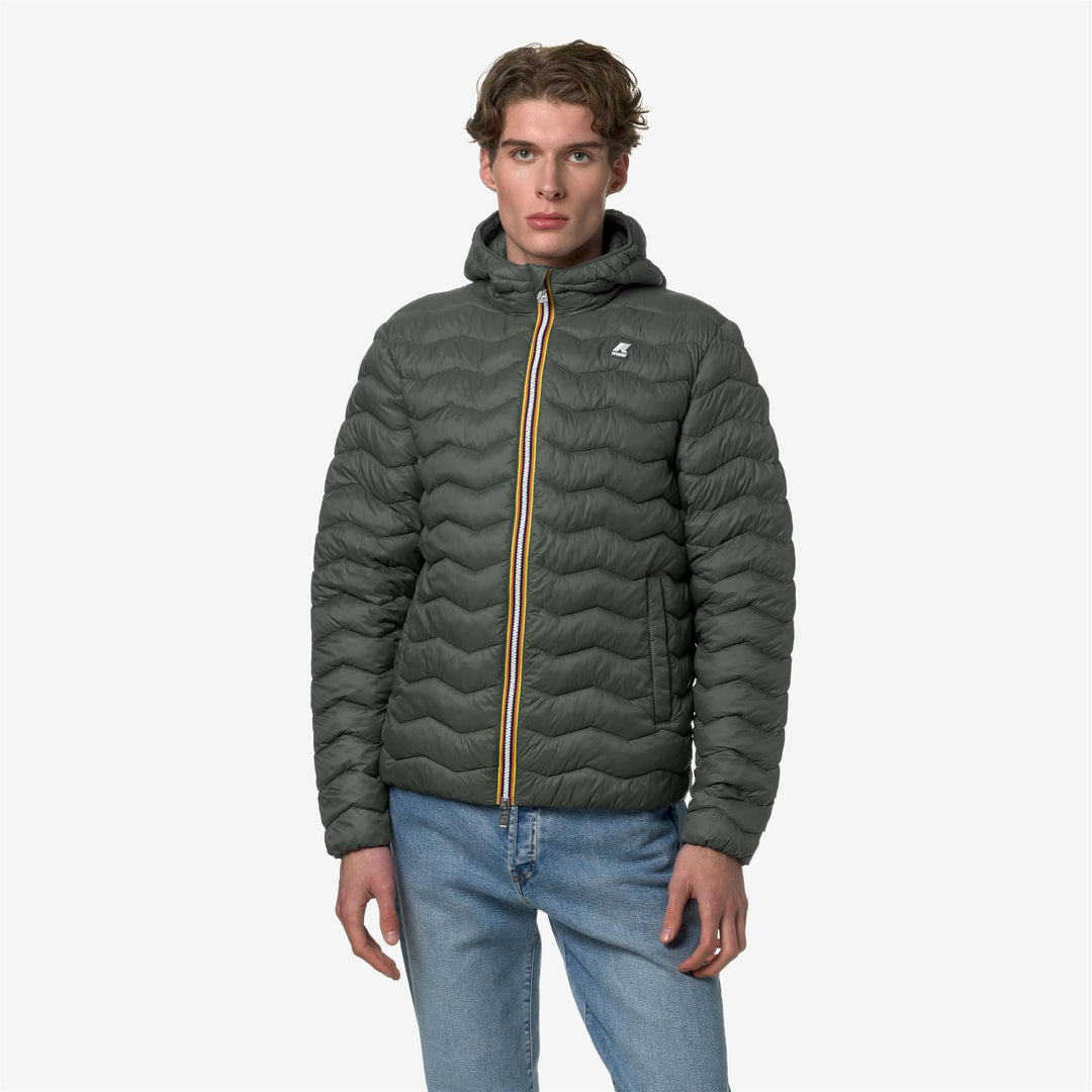 Jackets Man JACK QUILTED WARM Short GREEN BLACKISH Dressed Back (jpg Rgb)		