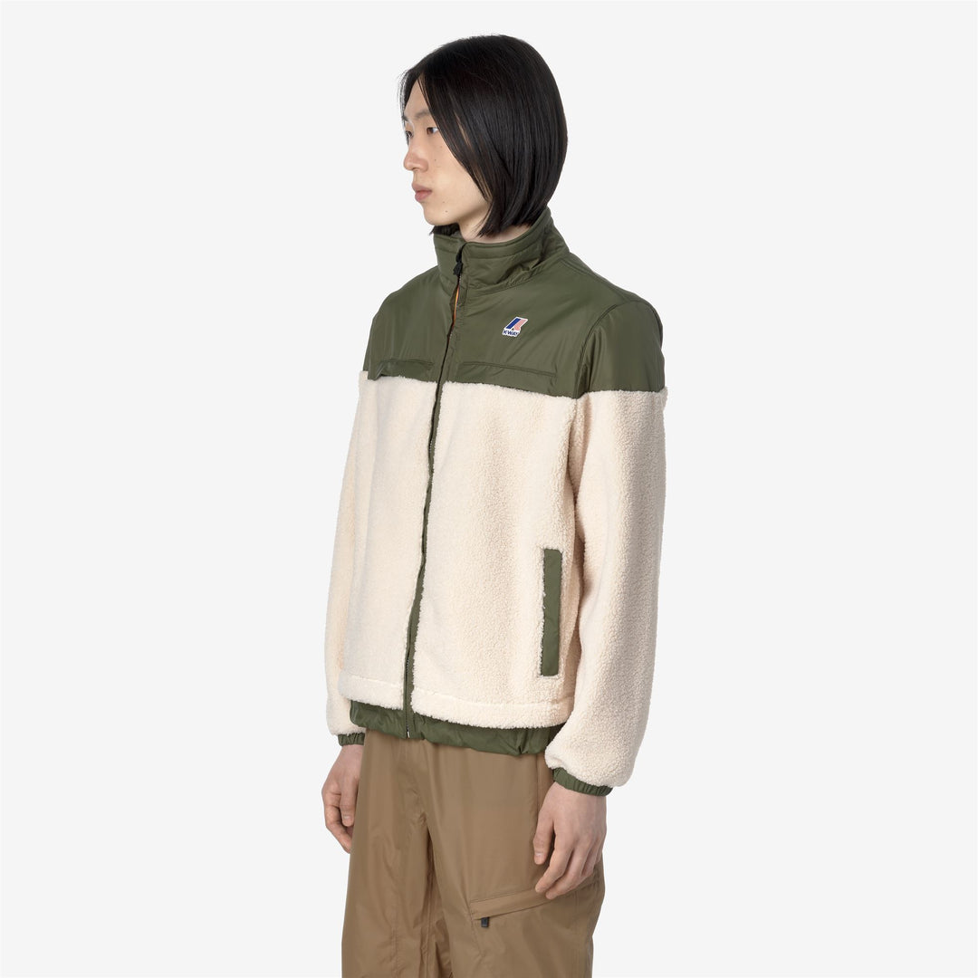 Fleece Unisex LE VRAI 3.0 JILDE ORSETTO Jacket ECRU-GREEN CYPRESS Detail (jpg Rgb)			