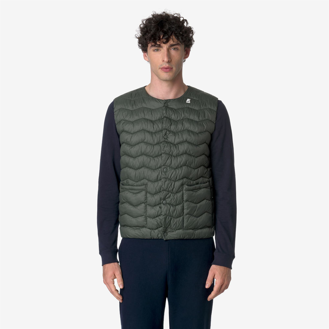 Jackets Man VALTY QUILTED WARM Vest GREEN BLACKISH Dressed Back (jpg Rgb)		