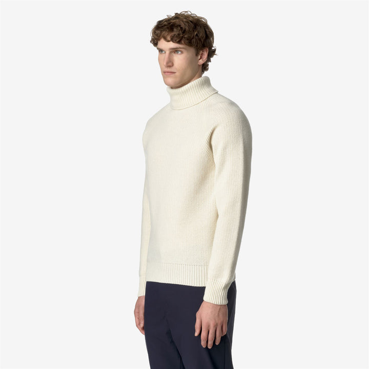 KNITWEAR Man VIRGIL MERINO Pull Over WHITE TOFU Detail (jpg Rgb)			