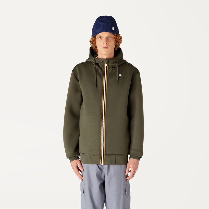 Fleece Man RAINER SPACER Jacket GREEN BLACKISH Dressed Back (jpg Rgb)		