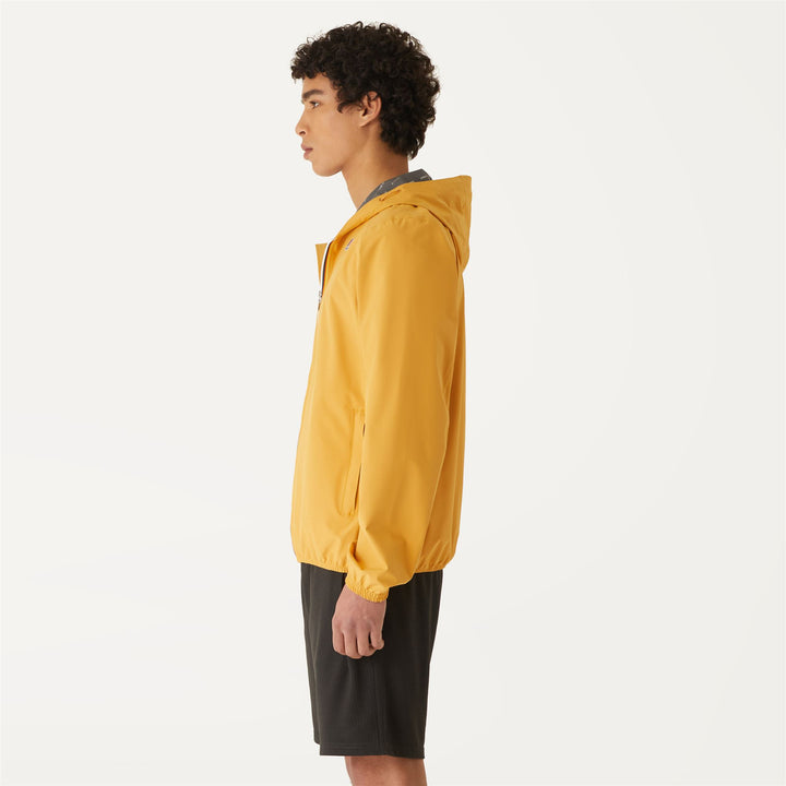 Jackets Man JACK STRETCH DOT Short YELLOW LT JURASSIC Detail (jpg Rgb)			