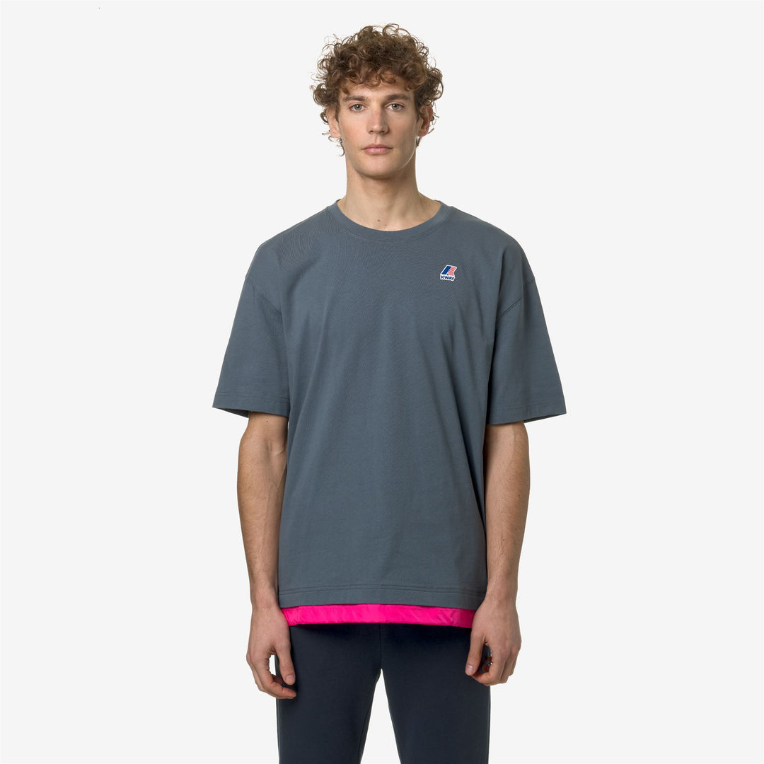 T-ShirtsTop Unisex LE VRAI SERILLE NYLON PC T-Shirt GREY EVEREST - PINK INTENSE Dressed Back (jpg Rgb)		