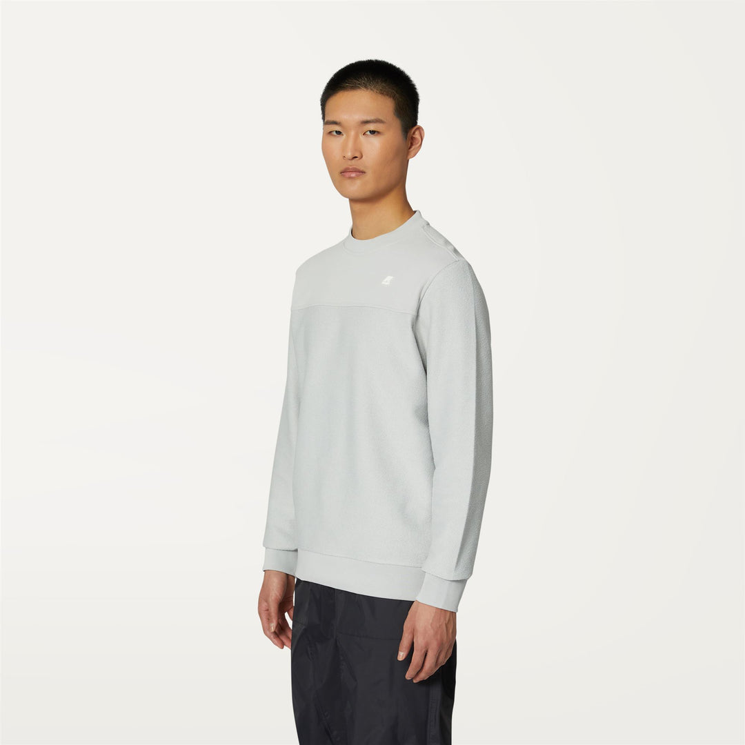 Fleece Man JULIO Pull  Over GREY ASH Detail (jpg Rgb)			