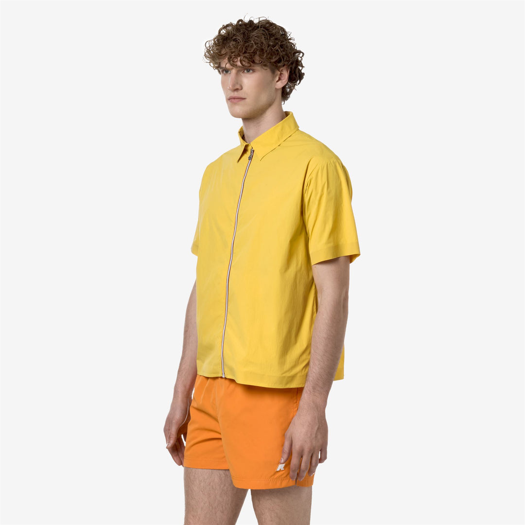 Jackets Man LICONCY Short YELLOW MIMOSA Detail (jpg Rgb)			